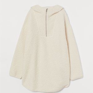 H&M Faux Shearling Hoodie. NWT. Size Medium. Cream/Ivory